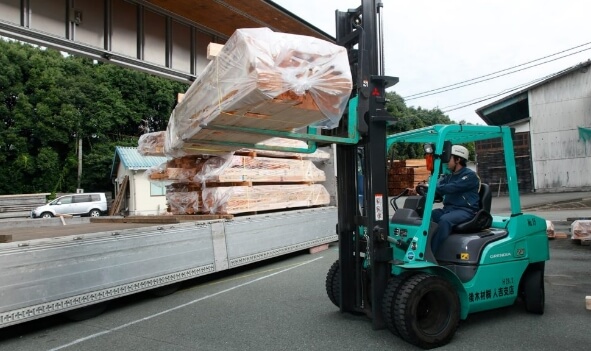 人吉プレカット工場の写真