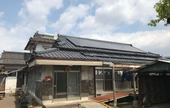 あさぎり町F様邸　SHARP 7.20Kw（切妻屋根）