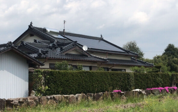 あさぎり町K様邸　SHARP 5.68Kw（切妻屋根）